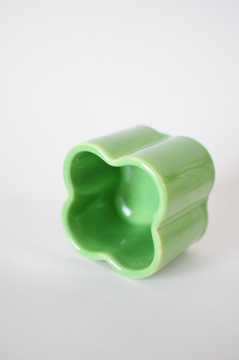 Clover Pot — Light Green