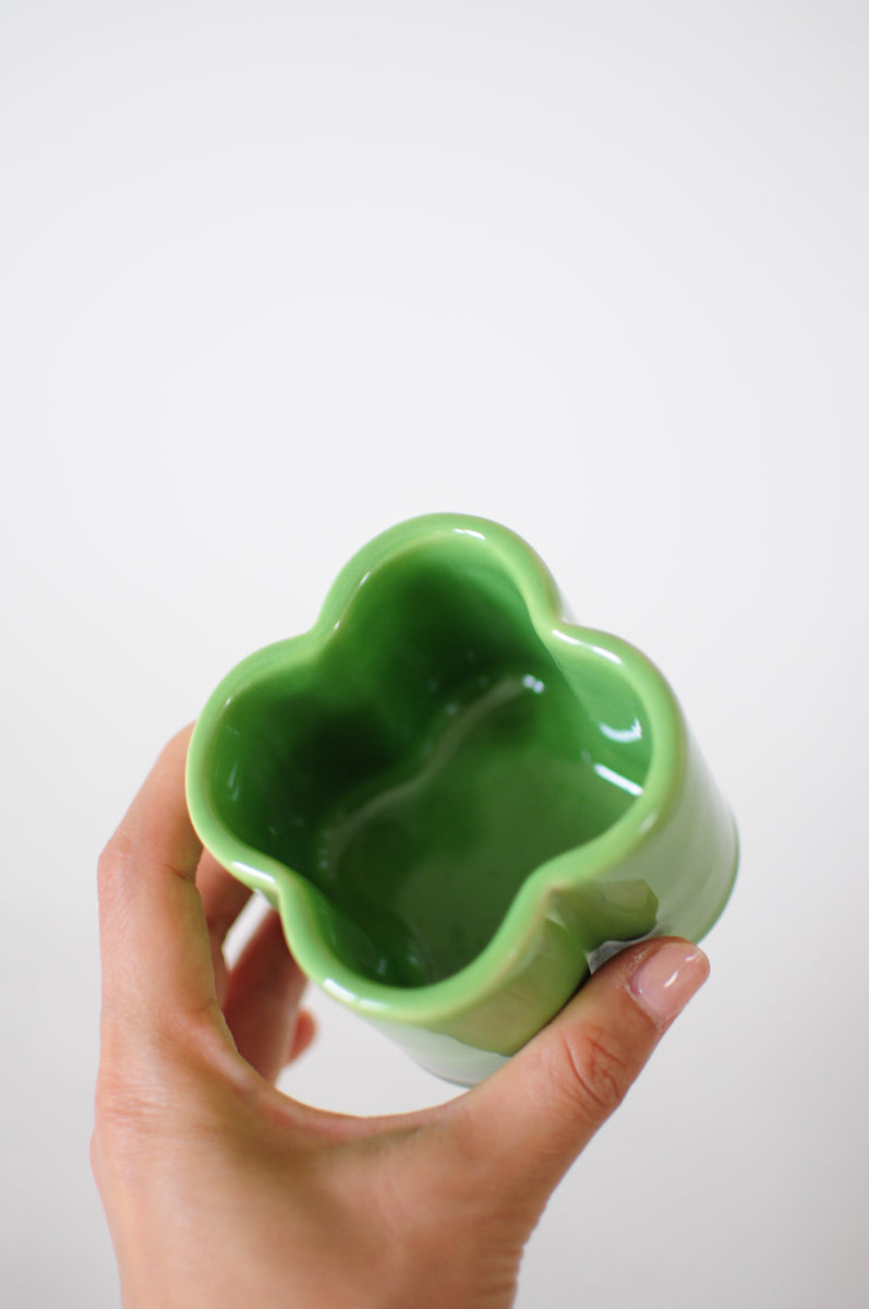 Clover Pot — Light Green