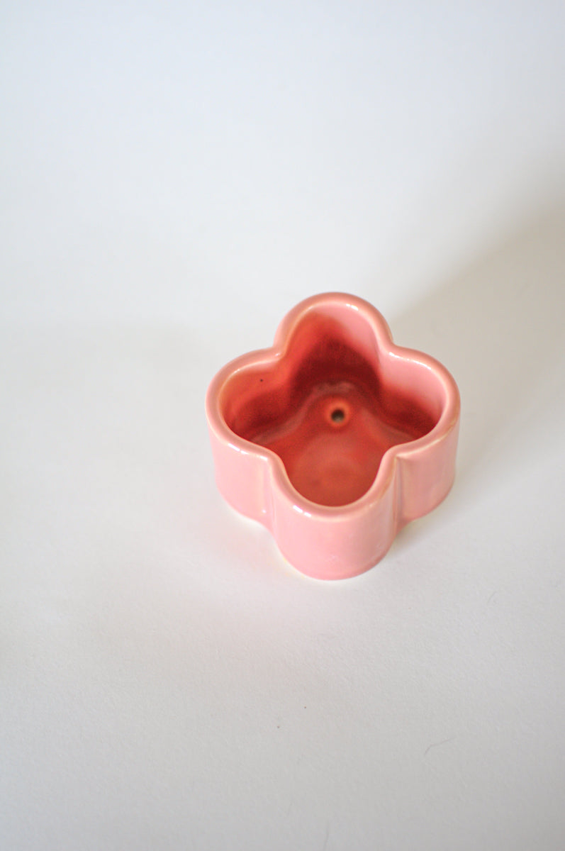 Clover Planter — Peach