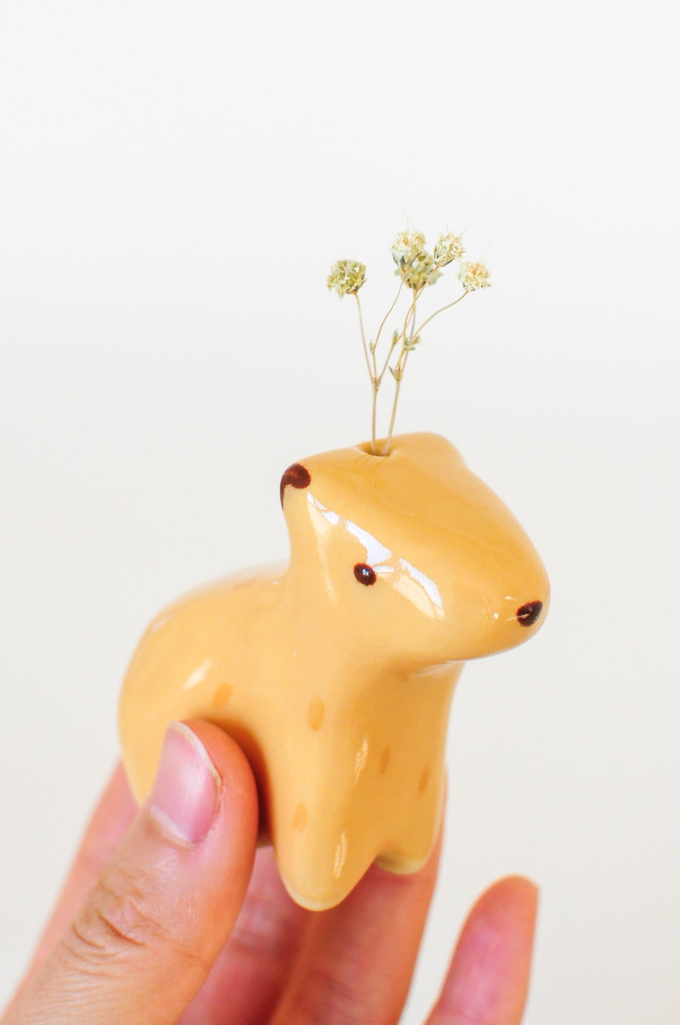 Capybara Figurine — Bud Vase, 01