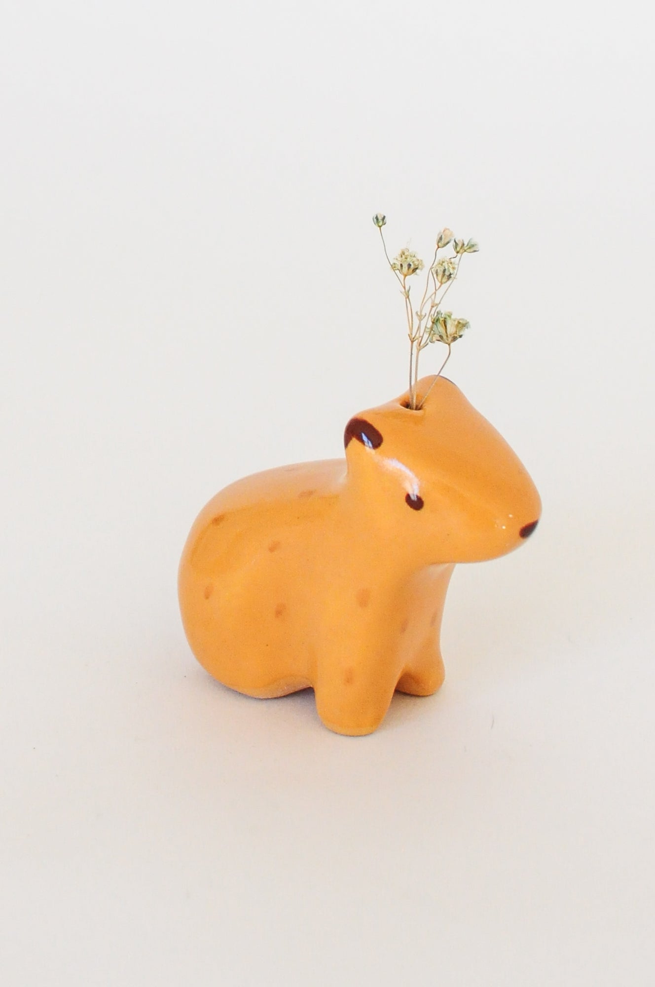 Capybara Figurine — Bud Vase, 03