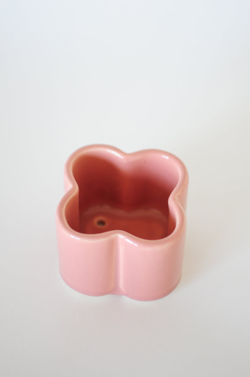 Clover Planter — Peach