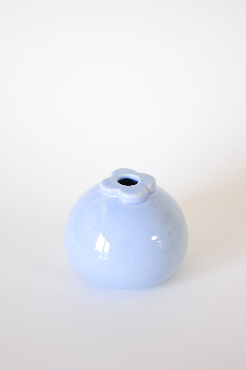 Mangosteen Vase — Light Blue