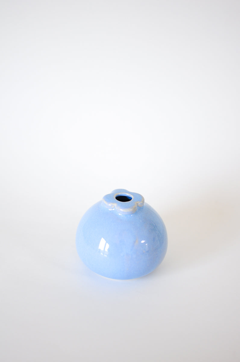 Mangosteen Vase — Medium Blue