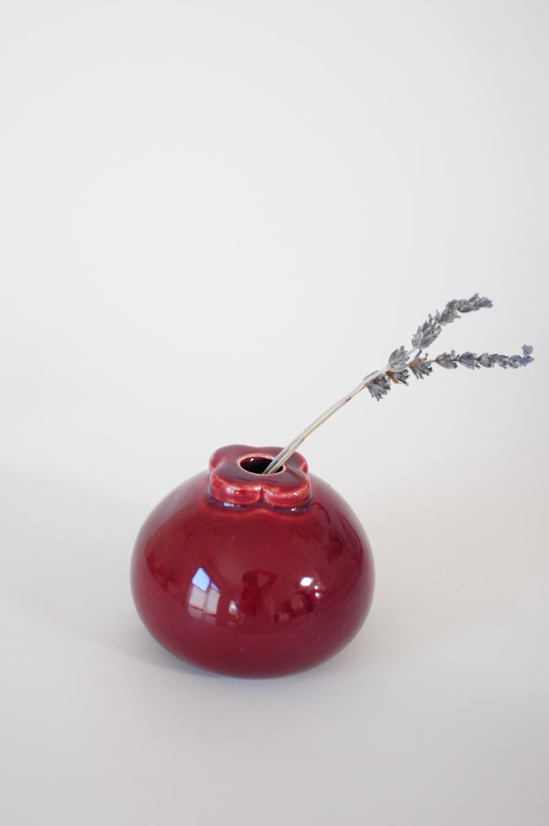 Mangosteen Vase — Plum