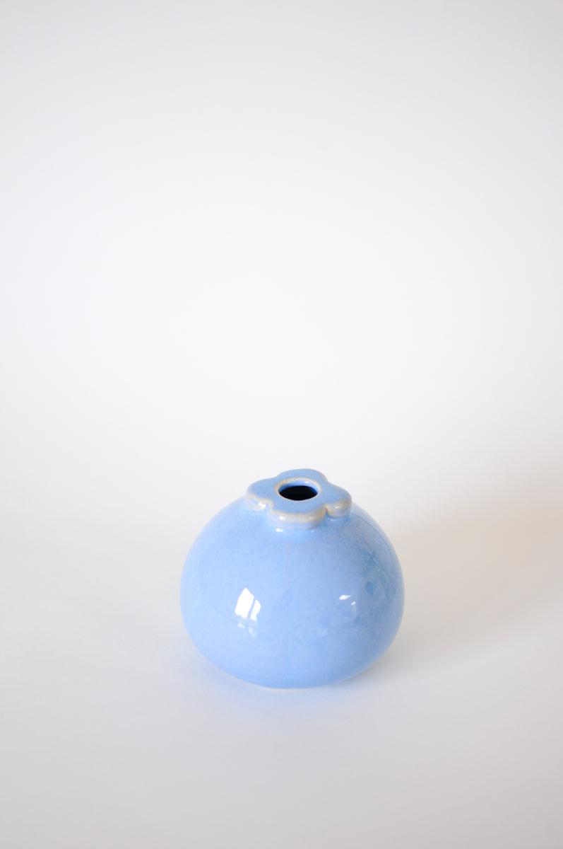 Mangosteen Vase — Medium Blue