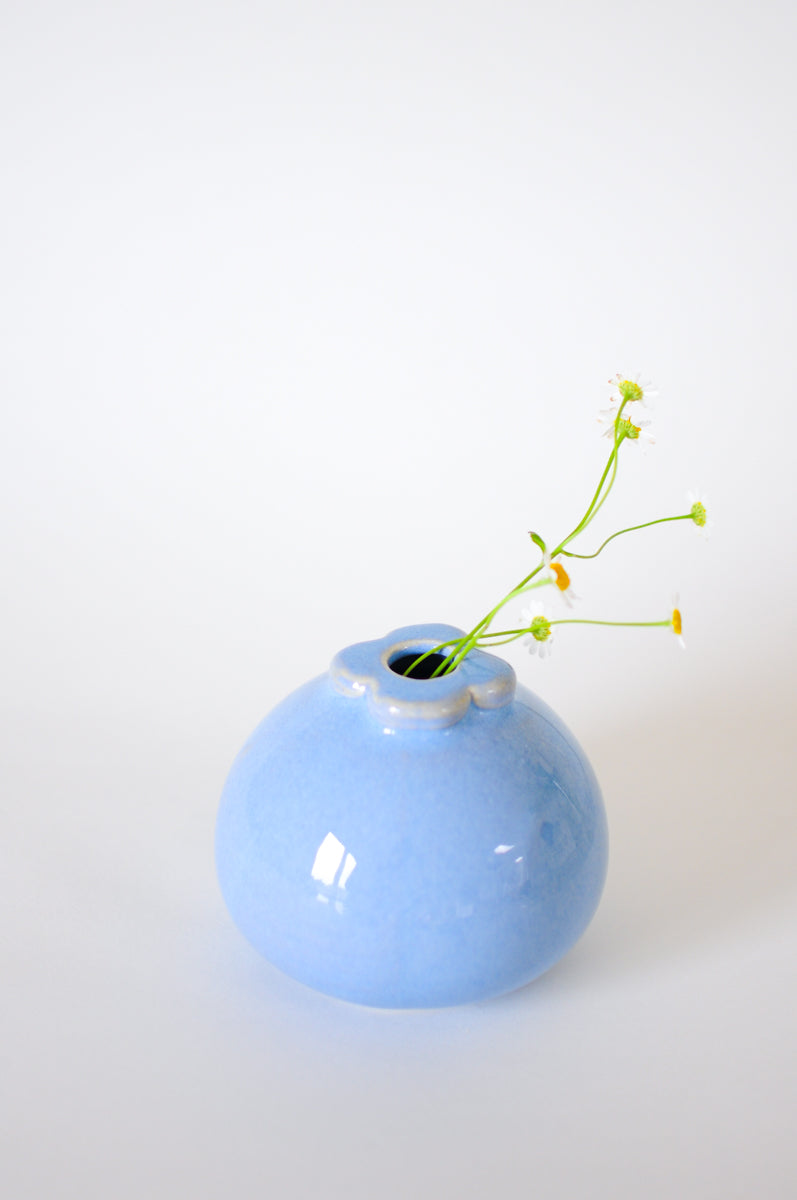 Mangosteen Vase — Medium Blue